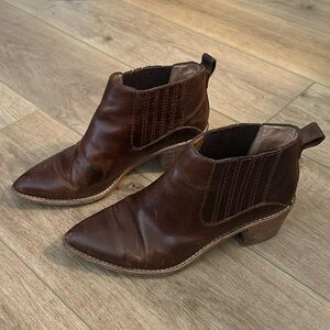 Madewell western bootie